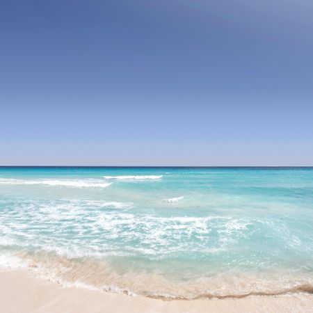 Catalonia Grand Costa Mujeres All Suites & Spa Cancun Exterior photo Beach at Playa Paraíso