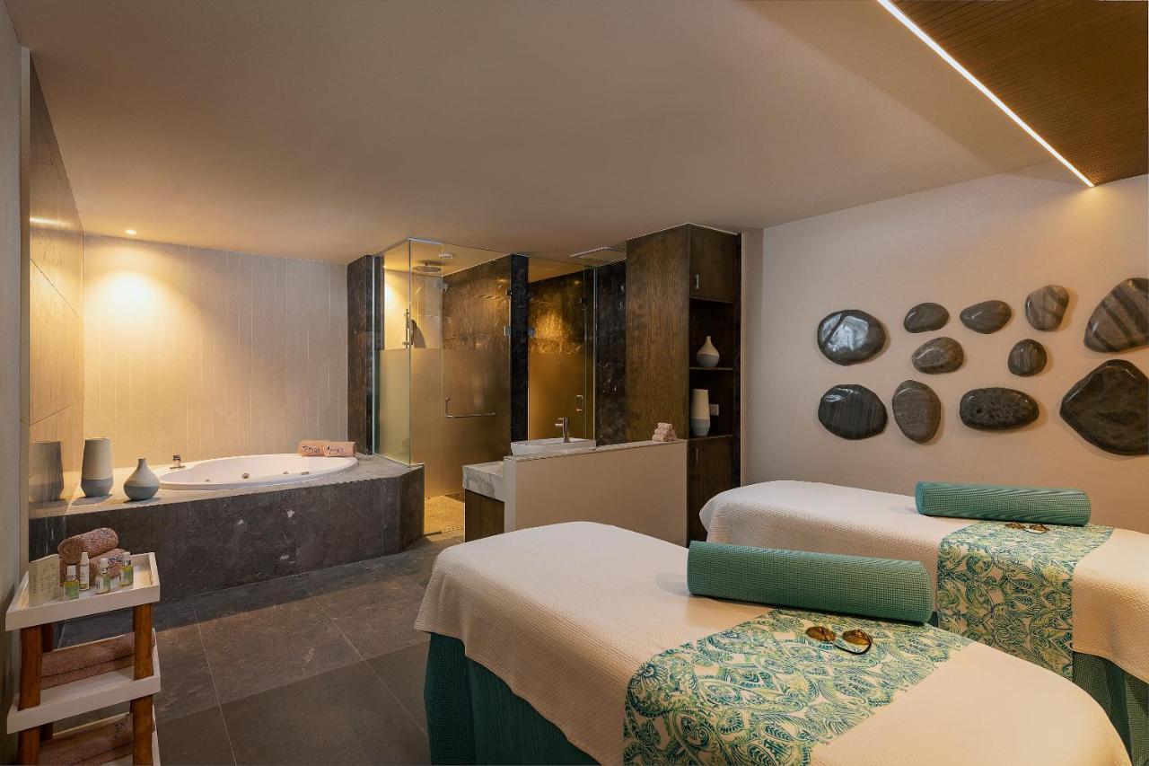 Catalonia Grand Costa Mujeres All Suites & Spa Cancun Exterior photo Spa at the hotel