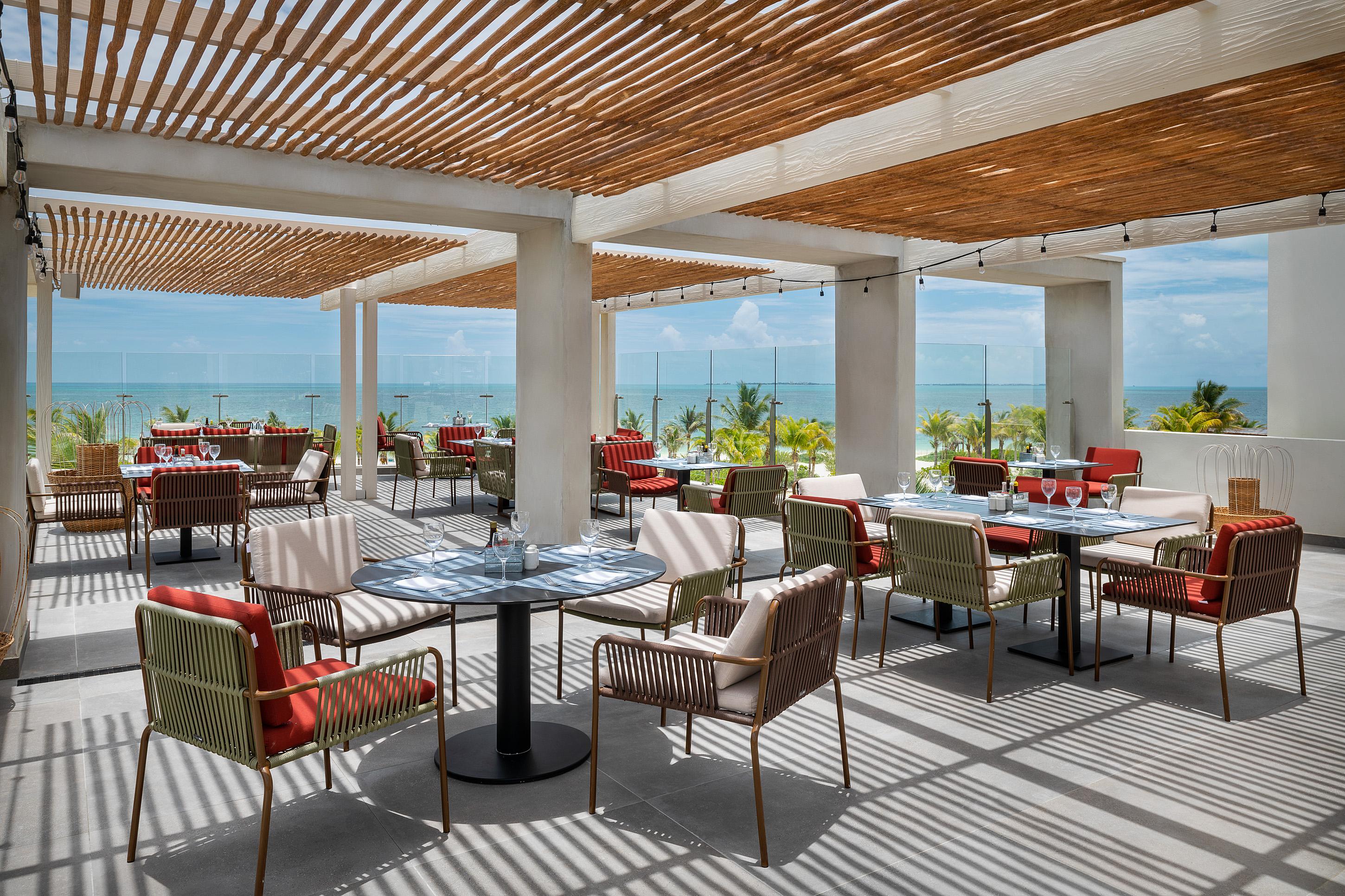 Catalonia Grand Costa Mujeres All Suites & Spa Cancun Exterior photo The Beach Club