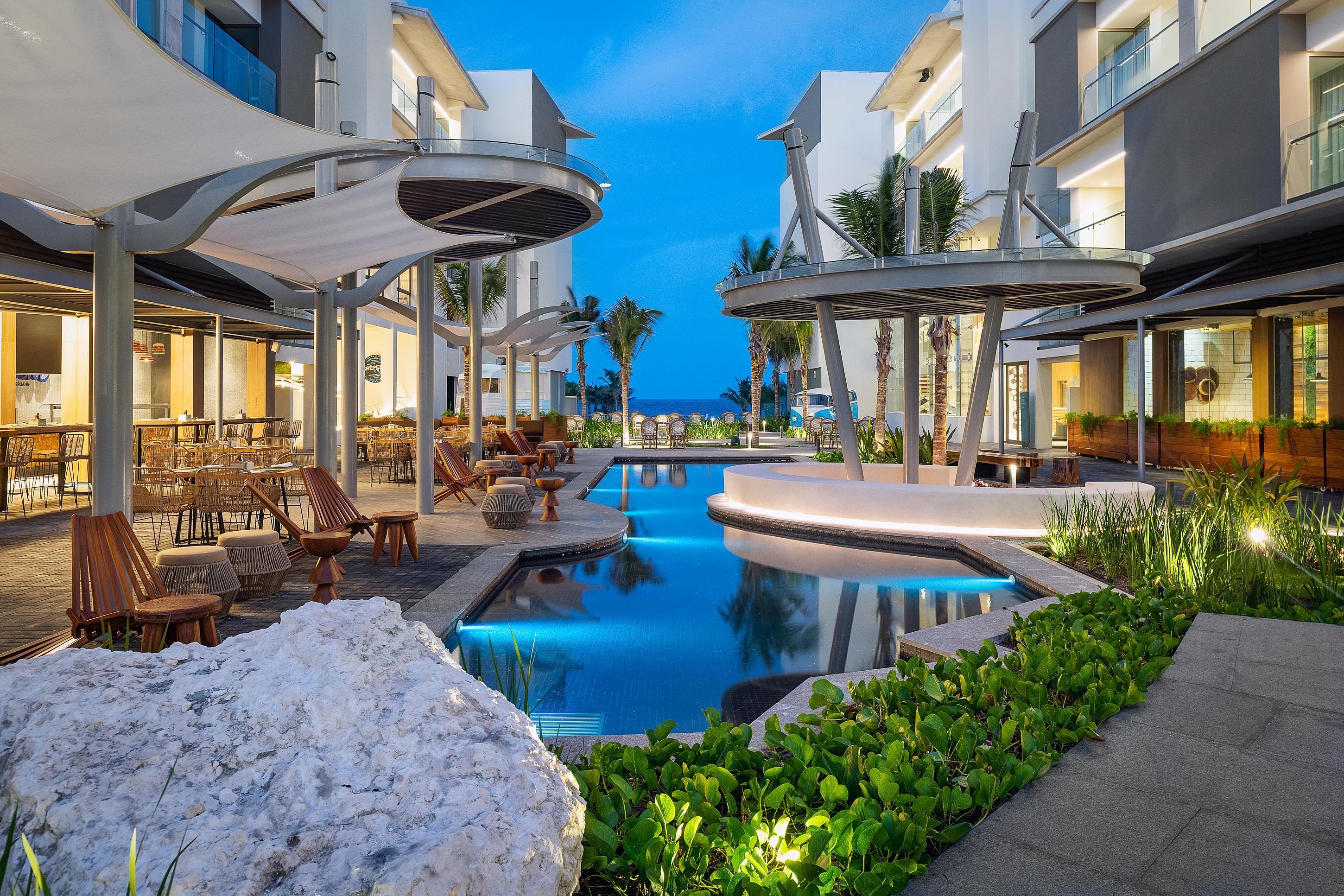 Catalonia Grand Costa Mujeres All Suites & Spa Cancun Exterior photo The Fives Beach Hotel & Residences
